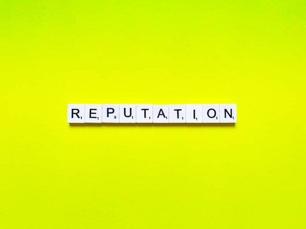 Quelles sont les meilleures pratiques pour la formation en gestion de la réputation en ligne ?